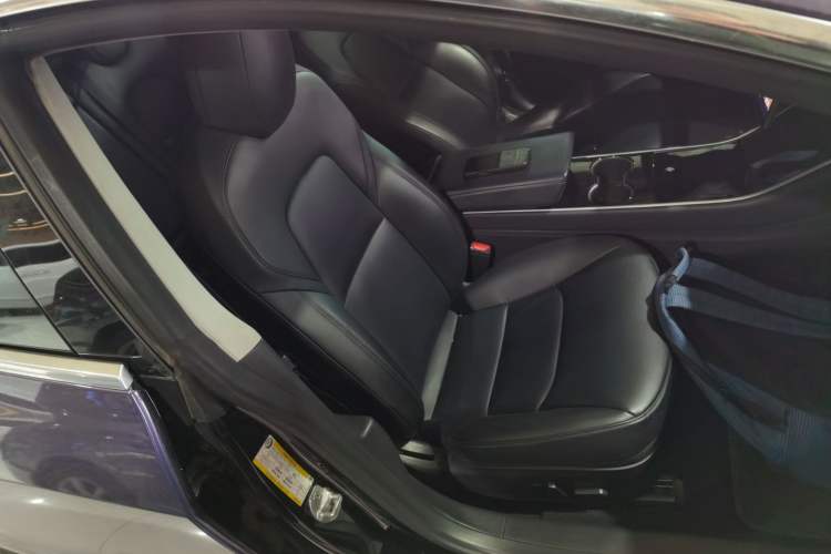 Used Tesla Model 3 2019 Standard Range Rear-Drive Upgraded Version
