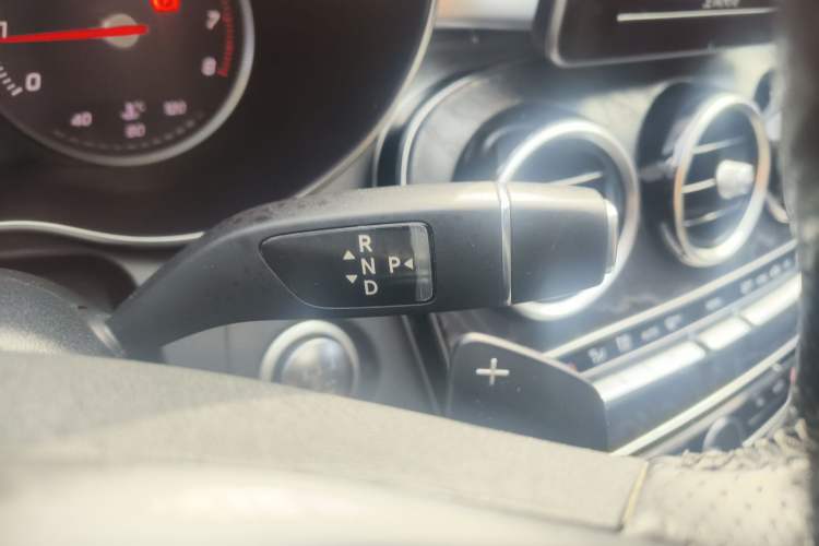 Used Mercedes-Benz C-Class 2017 Restyled C 180 L Fashion Edition Sport Version Gear Lever