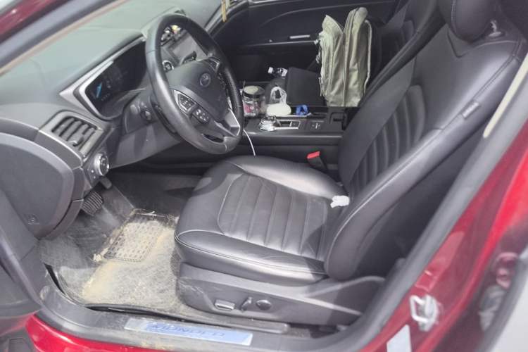 Used Ford Mondeo 2017 EcoBoost 180 Luxury Model
