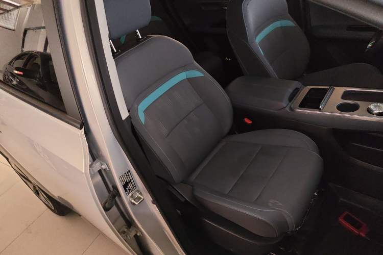 Used AION Y 2024 Younger