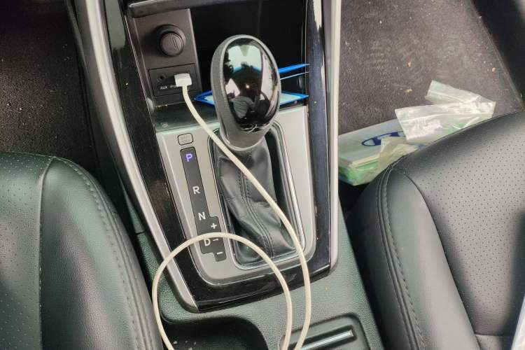 Used Hyundai Elantra (5th Generation / Langdong) 2015 1.6L Automatic Leading Model
