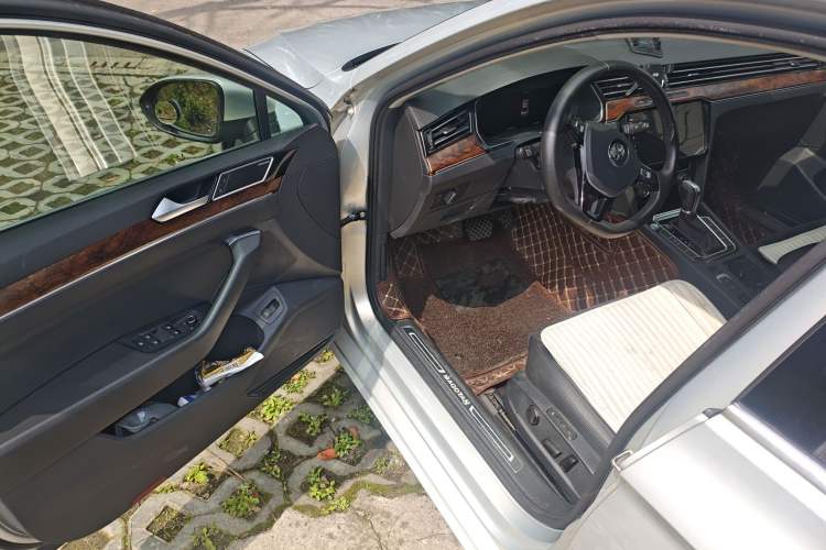 Used Volkswagen Magotan 2018 380TSI DSG Prestige Model Driver Seat