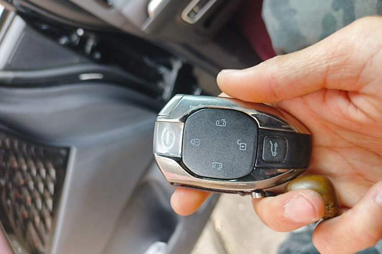 Used GAC Trumpchi M8 2024 Master Series 400T Prestige Edition Vehicle Key