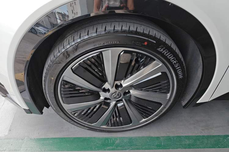 Used Toyota bZ5 2025 Model 550 PRO