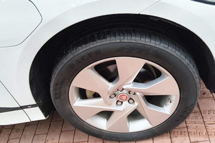 Used Jaguar I-PACE 2018 EV400 S
