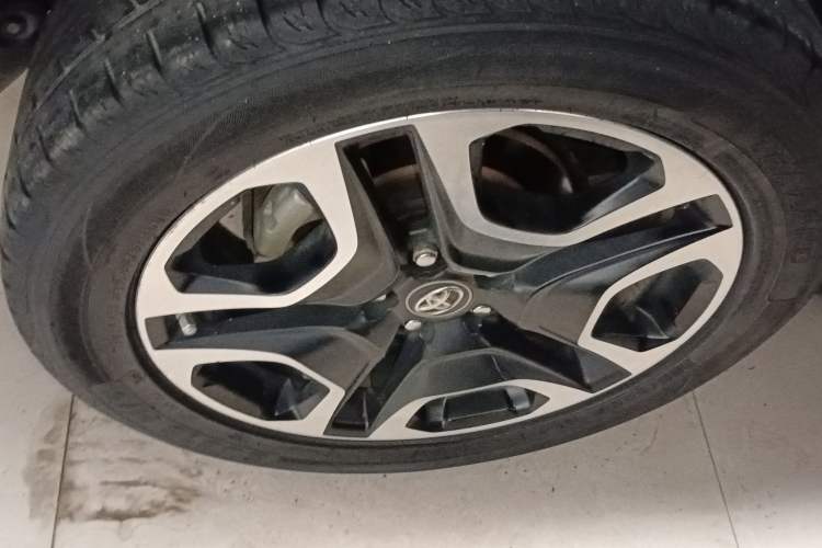 Used Toyota RAV4 2020 2.0L CVT Two-Wheel Drive Prestige Edition