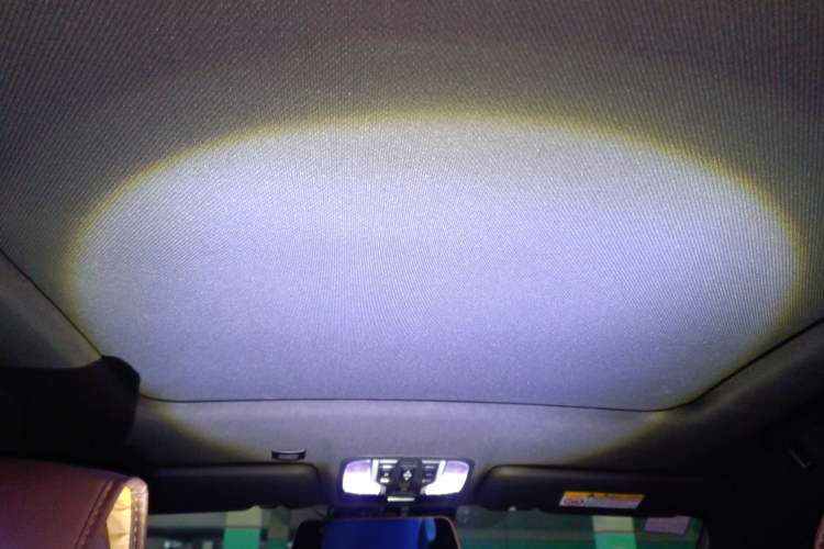 Used Haval H6 Coupe 2017 Red-Label 2.0T Automatic Two-Wheel Drive Elite Model Headliner