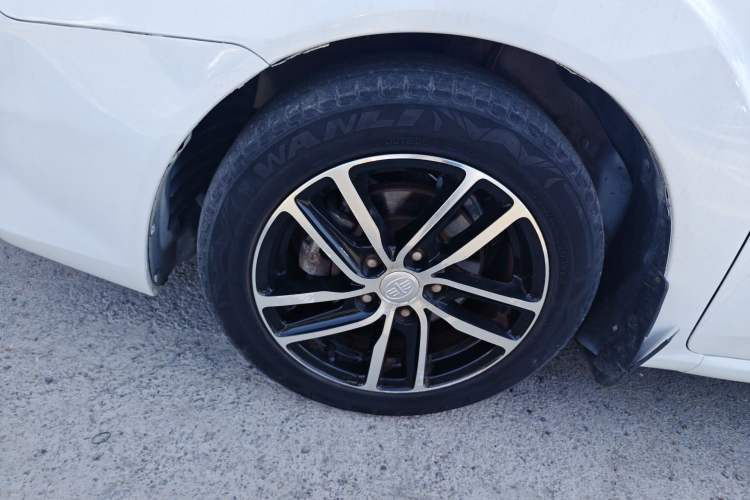 Used Bestune B50 2013 1.6L manual luxury version