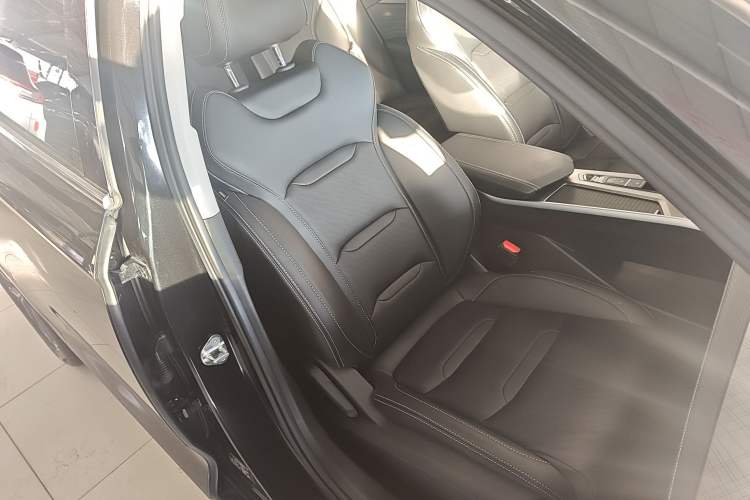 Used Geely Auto Preface 2023 2.0TD Luxury Version