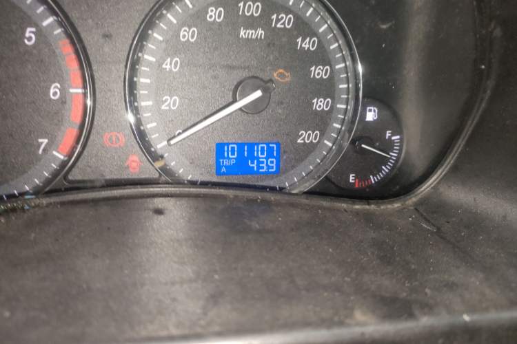 Used BAIC Weiwang M20 2015 1.2L economy version A122