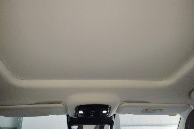 Used Chery Tiggo 9 C-DM 2025 1.5T 106KM Ultra-Comfort Edition 5 Seats Lithium-NMC
