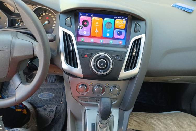 Used Ford Focus 2012 Sedan 1.6L Automatic Comfort Model
