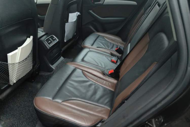 Used Audi Q5 2017 40 TFSI Technology Edition Left Rear Seat