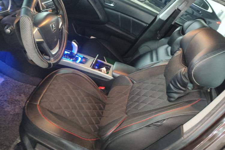 Used Luxgen U6 SUV 2015 1.8T Fashion-Upgraded Model
