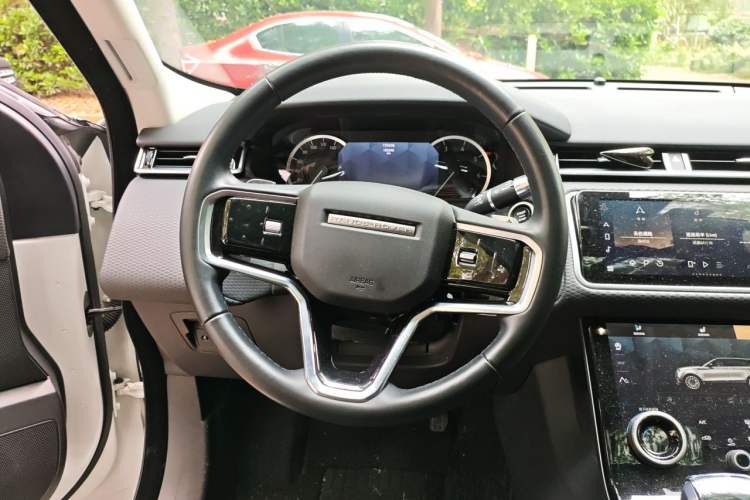 Used Land Rover Range Velar 2022 250 PS