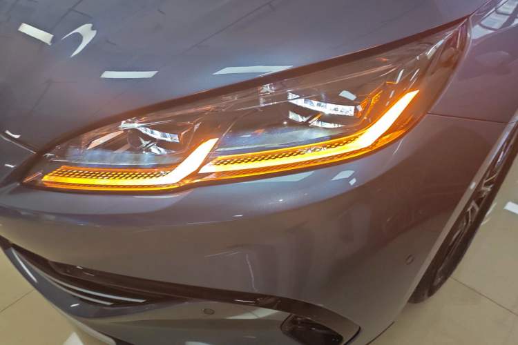 Used BYD Seal 06 New Energy 2025 DM-i Smart Drive 120KM Deluxe Model Left Front Headlight