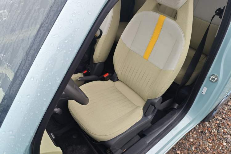 Used Geely Galaxy Panda 2024 Panda Mini 200km Endurance Bear
