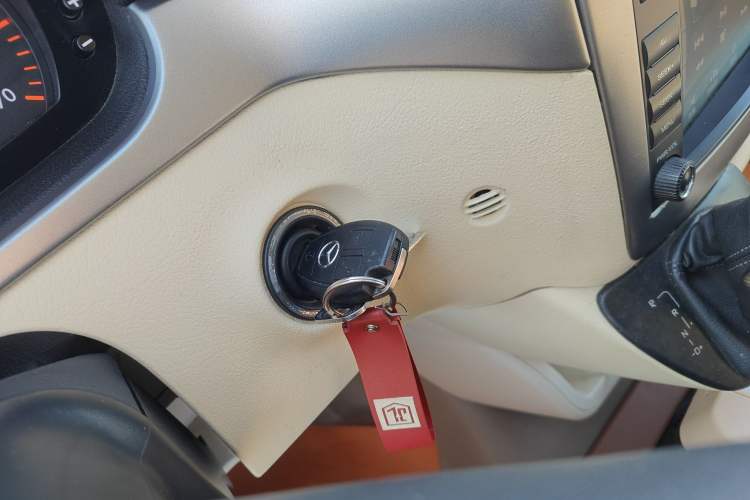 Used Mercedes-Benz Vito 2013 3.0L Business Edition Vehicle Key