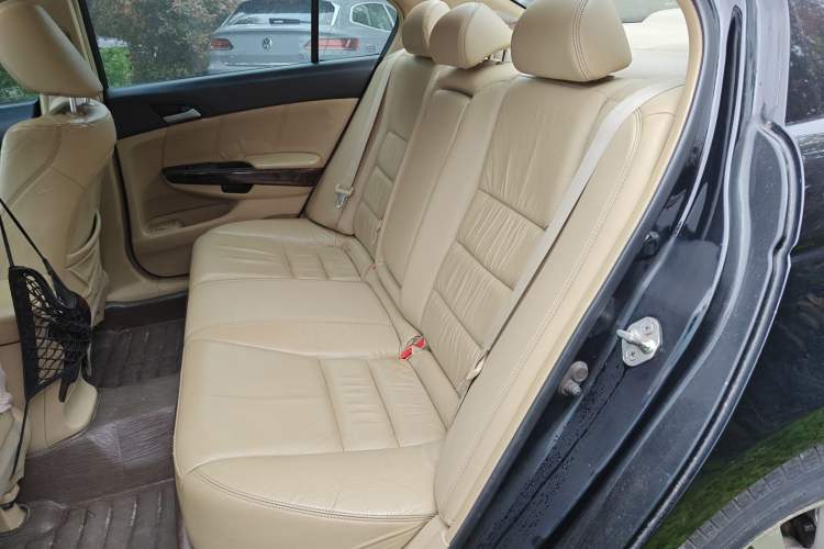 Used Honda Accord 2010 2.0L EX Left Rear Seat