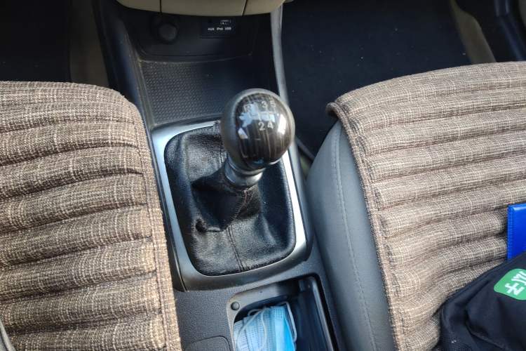 Used Hyundai Celesta 2011 1.6L Manual Luxury Model
