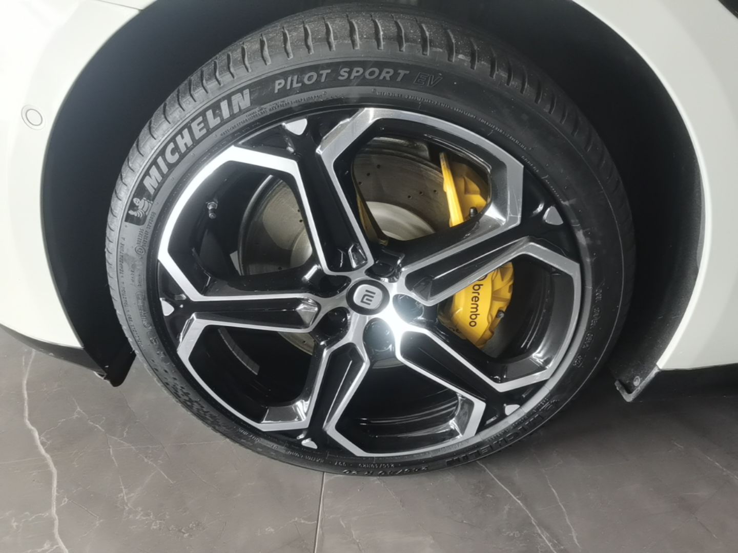 Xiaomi Auto SU7 2024 Four-Wheel Drive Ultra-Long Range Advanced Intelligent Driving Max Edition — снимка 10