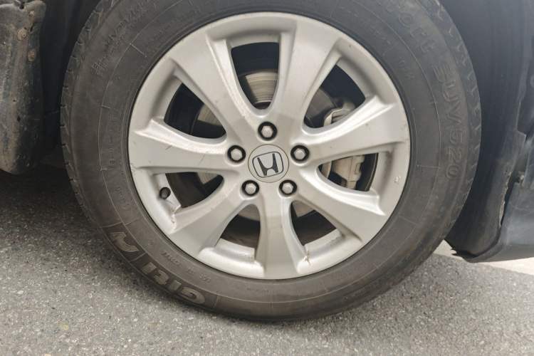 Used Honda CR-V 2012 2.0L two-wheel drive urban version