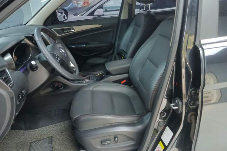 Used CHANGAN CS75 2016 1.8T Automatic Prestige Model China V Standard Left Front Seat