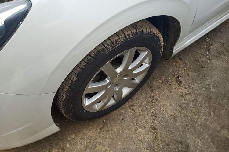 Used Peugeot 308 2014 Enjoy Edition Classic 1.6L Automatic Premium Model
