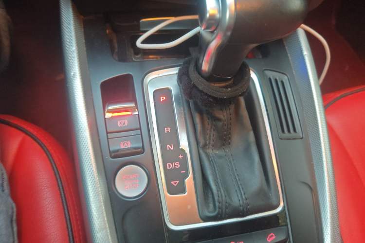 Used Audi Q5 2017 Plus 40 TFSI Ambition Model