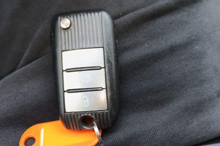 Used Roewe RX8 2019 30T Two-Wheel Drive Supreme Flagship Edition Vehicle Key