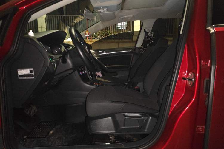 Used Volkswagen Golf 2014 1.4TSI Automatic Comfort Model