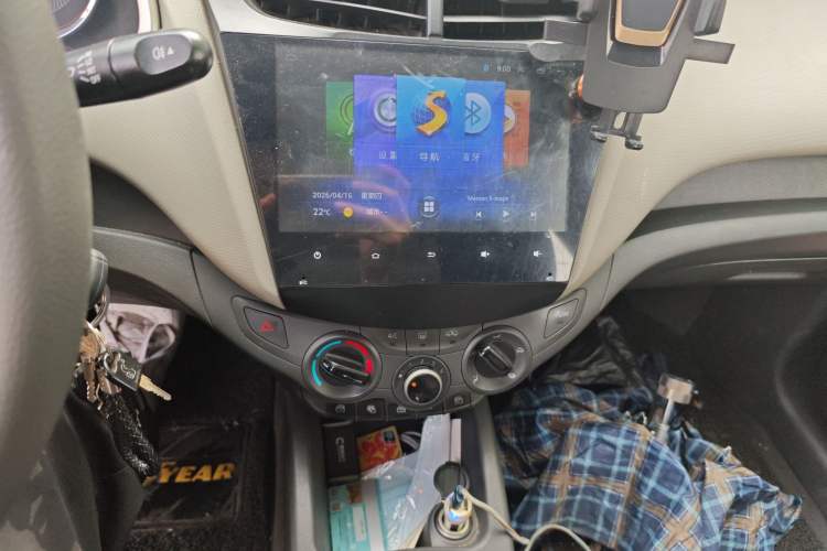 Used Chevrolet Sail 2015 Sail 3 1.5L Manual with Ideal Sunroof Edition Audio And AC Panel