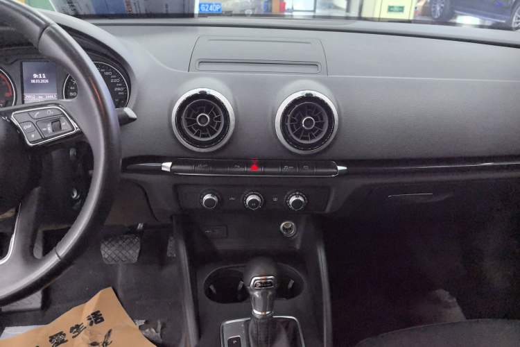 Used Audi A3 2020 Limousine 35 TFSI Fashion Edition China VI Emission Standard
