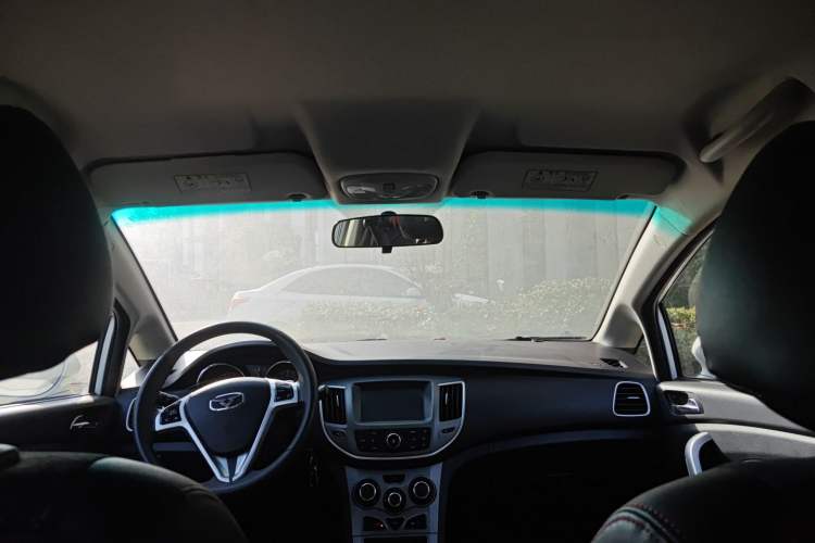 Used Cowin C3R 2015 1.5L AMT Gold Diamond Edition