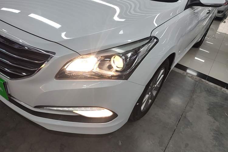 Used Hyundai Mistra 2014 1.8L Automatic Smart GLS
