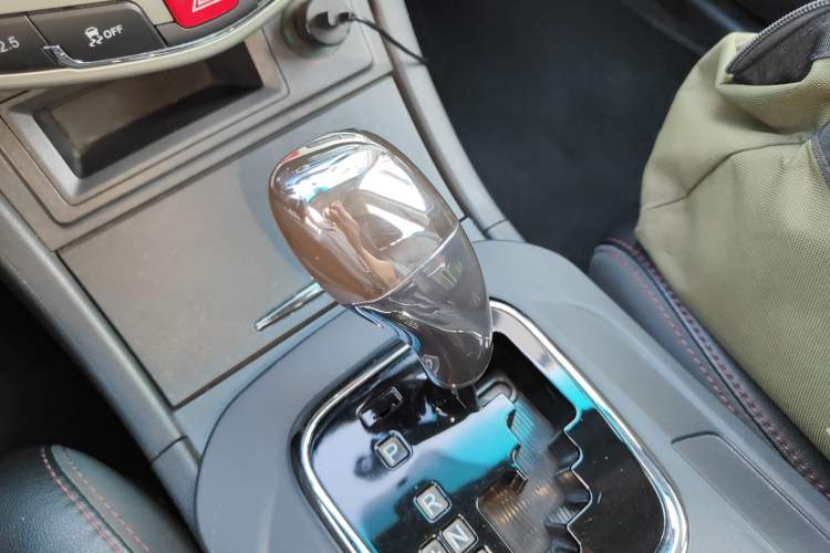 Used BYD S7 2015 2.0T Automatic Prestige Model