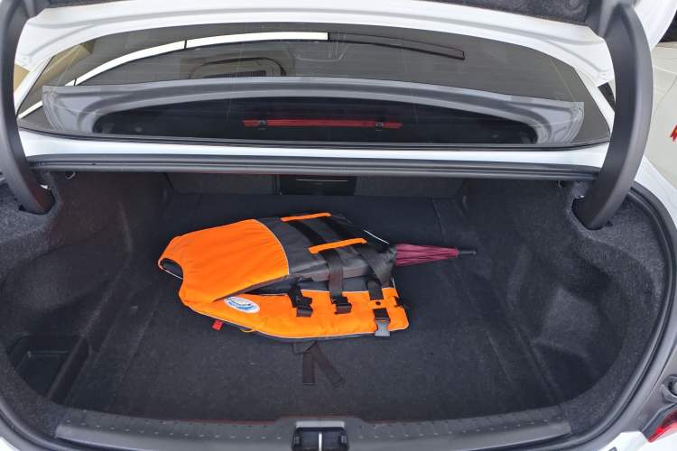 Used Volvo S60 2022 B4 Zhiyuan Luxury Edition