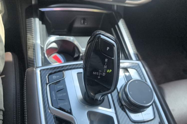 Used BMW 7 Series 2018 730Li Luxury Model Excellence Package Gear Lever