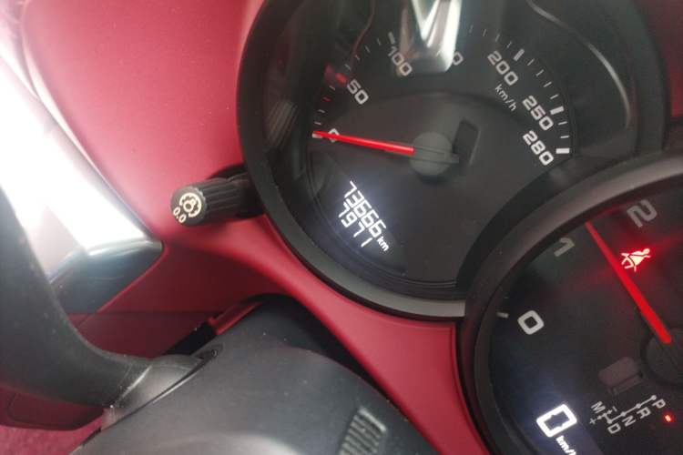 Used Porsche 718 2018 Boxster 2.0T
