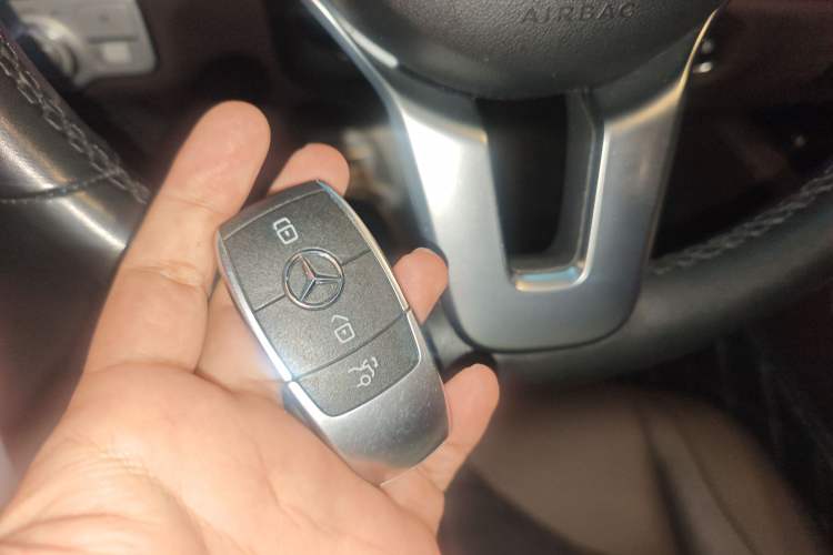 Used Mercedes-Benz GLE 2022 GLE 350 4MATIC Stylish Model
