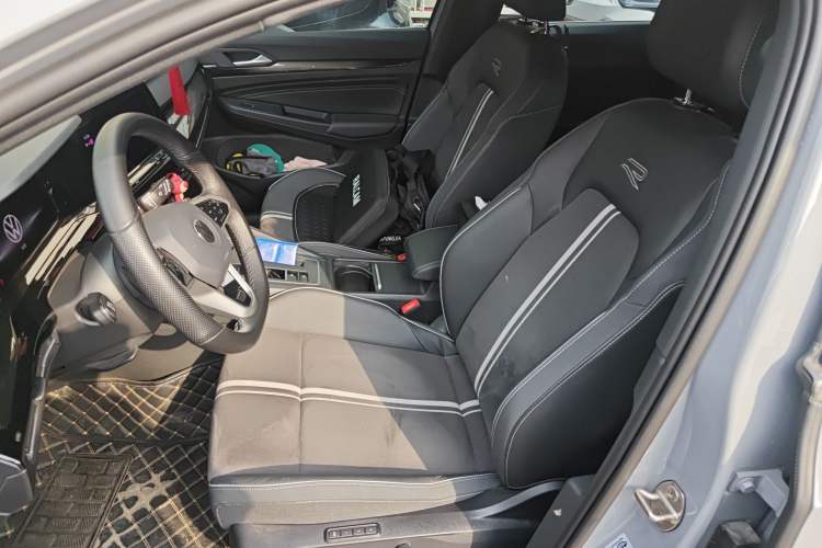 Used Volkswagen Golf 2021 280TSI DSG R-Line
