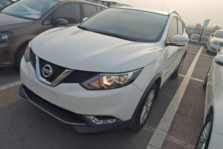 Used Nissan Qashqai 2016 2.0L CVT Elite Edition