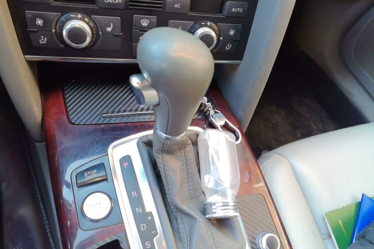 Used Audi A6L 2011 2.4L Luxury Edition
