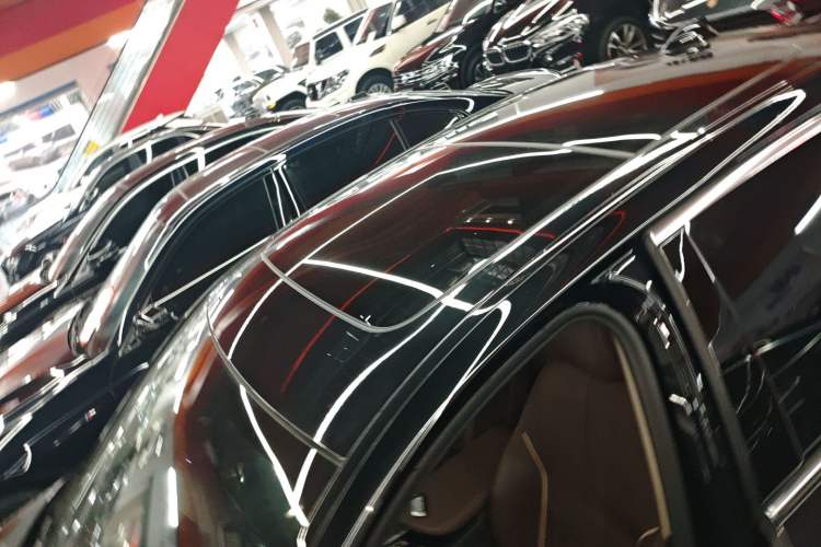 Used BMW 5 Series New Energy 2022 535Le Luxury Package
