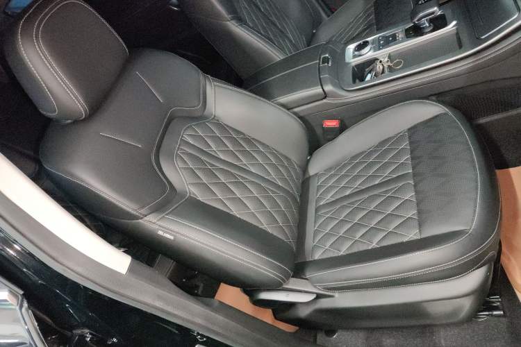 Used JETOUR X70 PLUS 2024 Champion Edition 1.5T DCT Champion PRO 7-Seater
