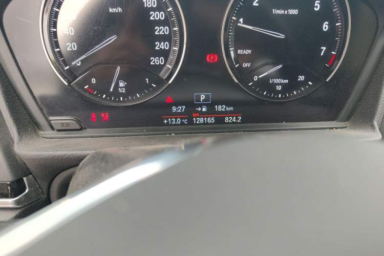 Used BMW 1 Series 2018 118i Sport Edition Odometer Close Up