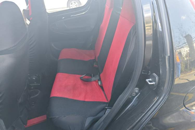 Used BYD F0 2012 1.0L Joyful Cool Model
