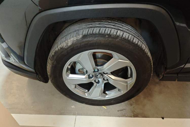 Used Toyota RAV4 2022 2.0L CVT Two-Wheel Drive Fashion Edition
