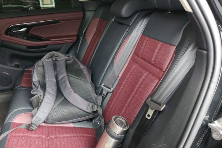 Used Land Rover Range Rover Evoque 2021 Range Rover Velar 249 PS R-Dynamic S Performance Edition
