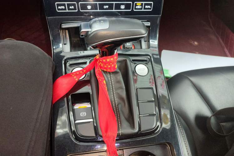 Used Hongqi H5 2018 30TD Dynamic Edition